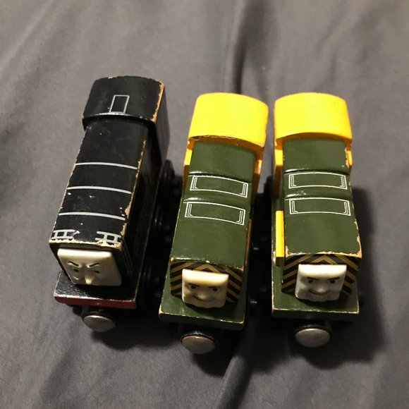 Thomas and Friends - Diesel, Arry and Bert - Picture 1 of 6